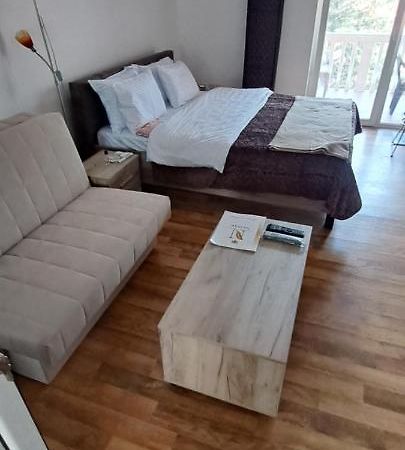 Boka No.12 Appartement Kotor Buitenkant foto