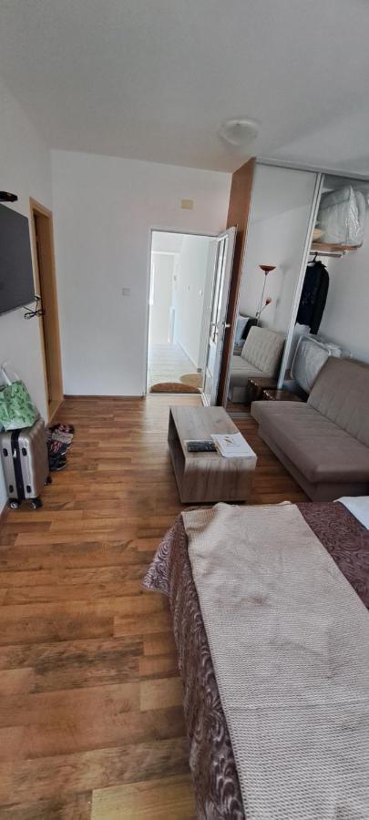 Boka No.12 Appartement Kotor Buitenkant foto