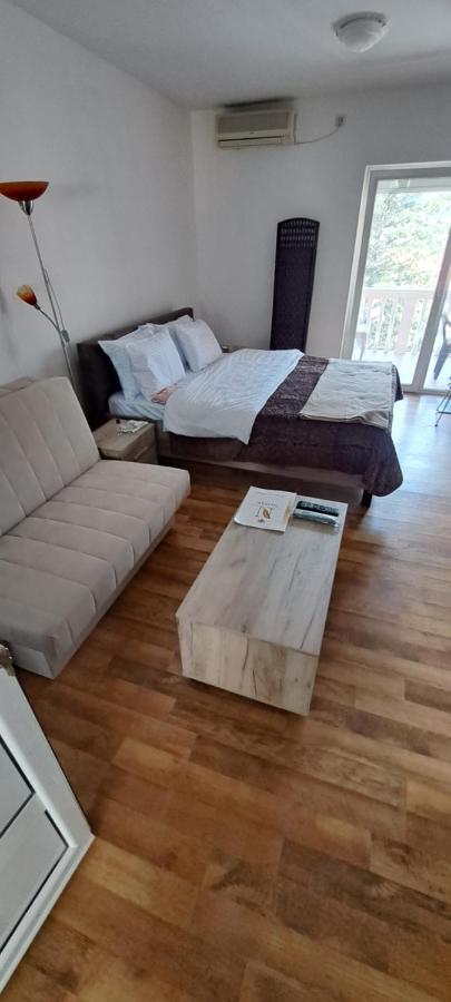 Boka No.12 Appartement Kotor Buitenkant foto